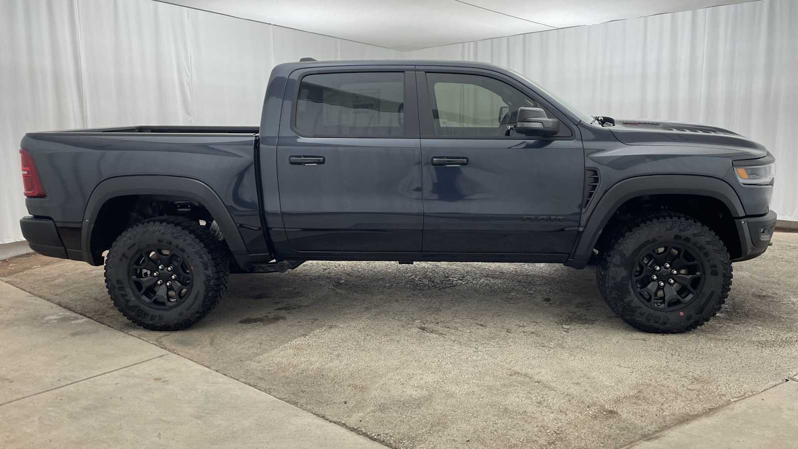 Thumbnail: 2026 RAM 1500 - 38