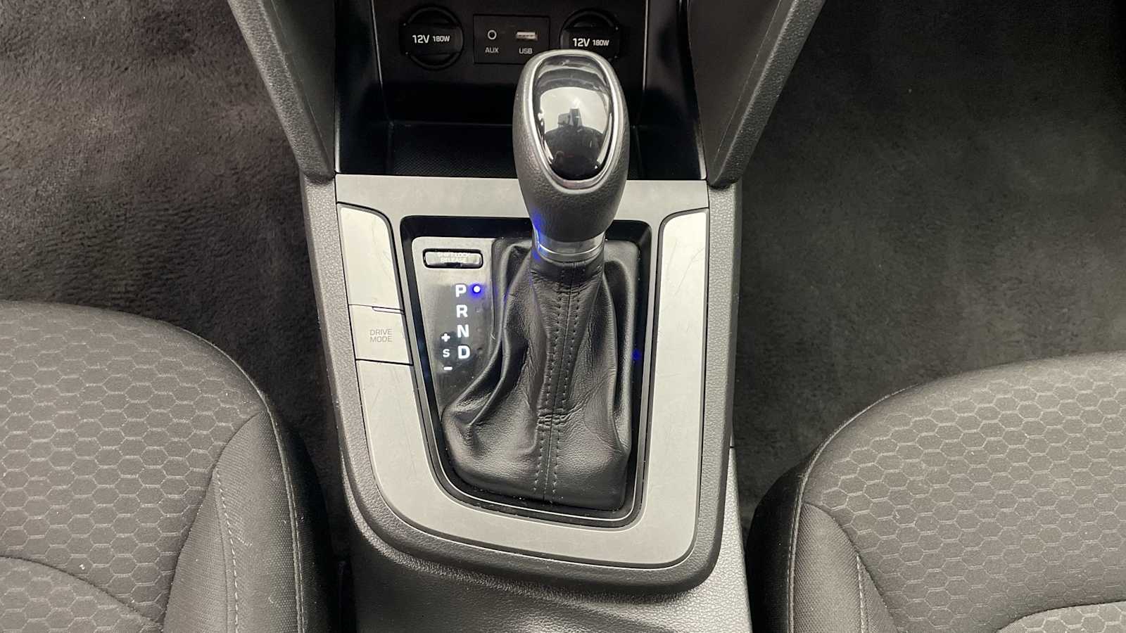 Thumbnail: 2020 Hyundai Elantra - 19