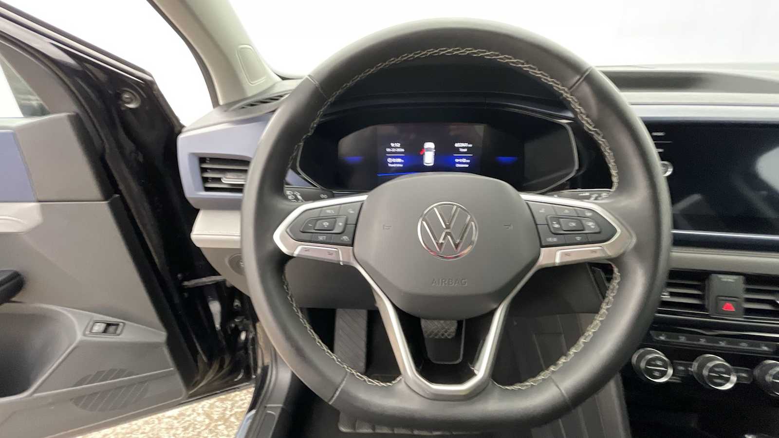 Thumbnail: 2024 Volkswagen Taos - 11