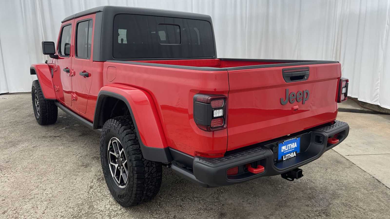 Thumbnail: 2025 Jeep Gladiator - 33