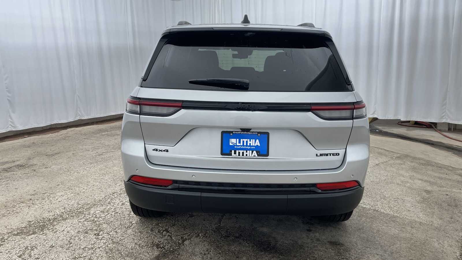 Thumbnail: 2025 Jeep Grand Cherokee - 36