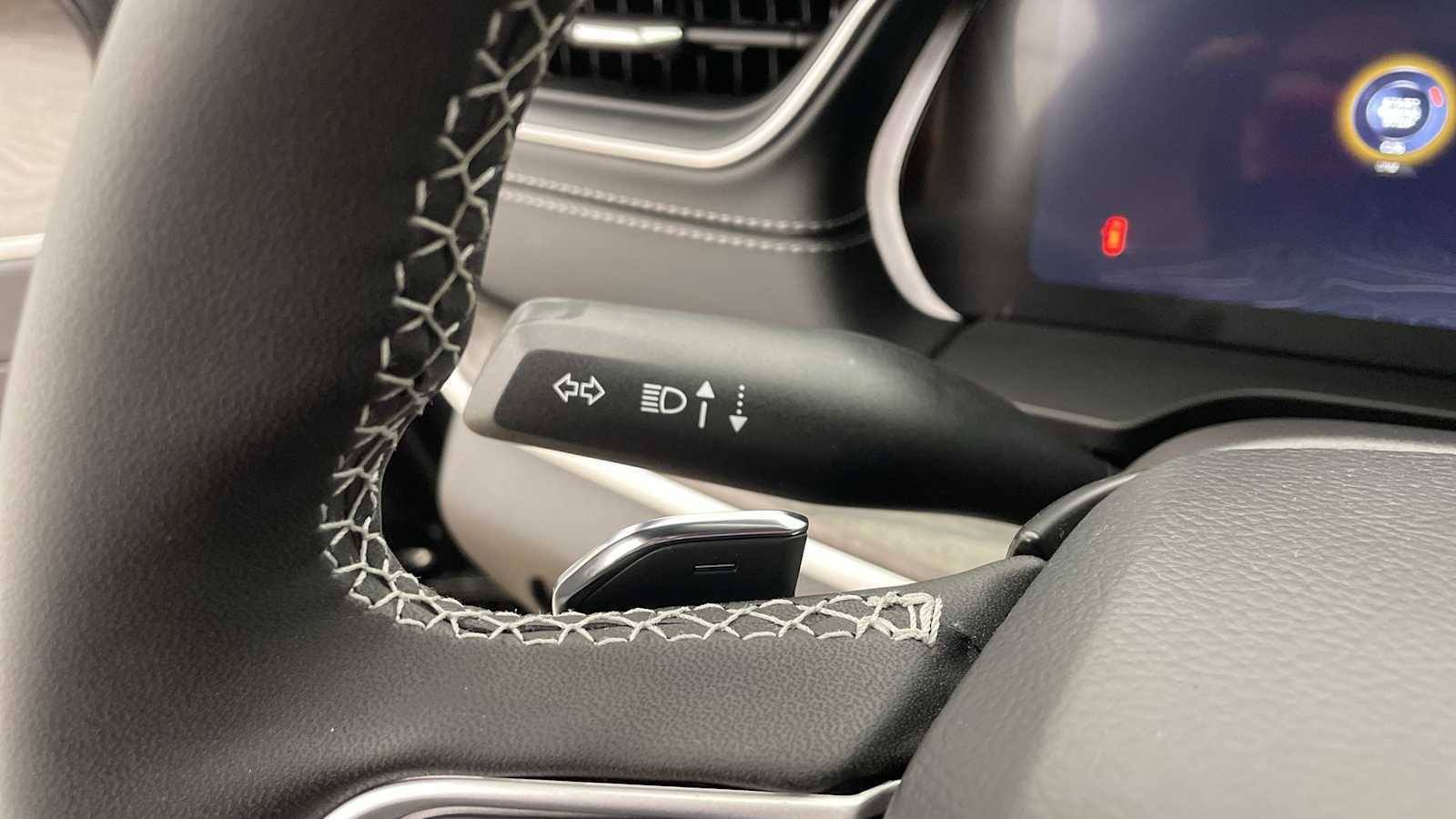 Thumbnail: 2025 Jeep Grand Cherokee - 18