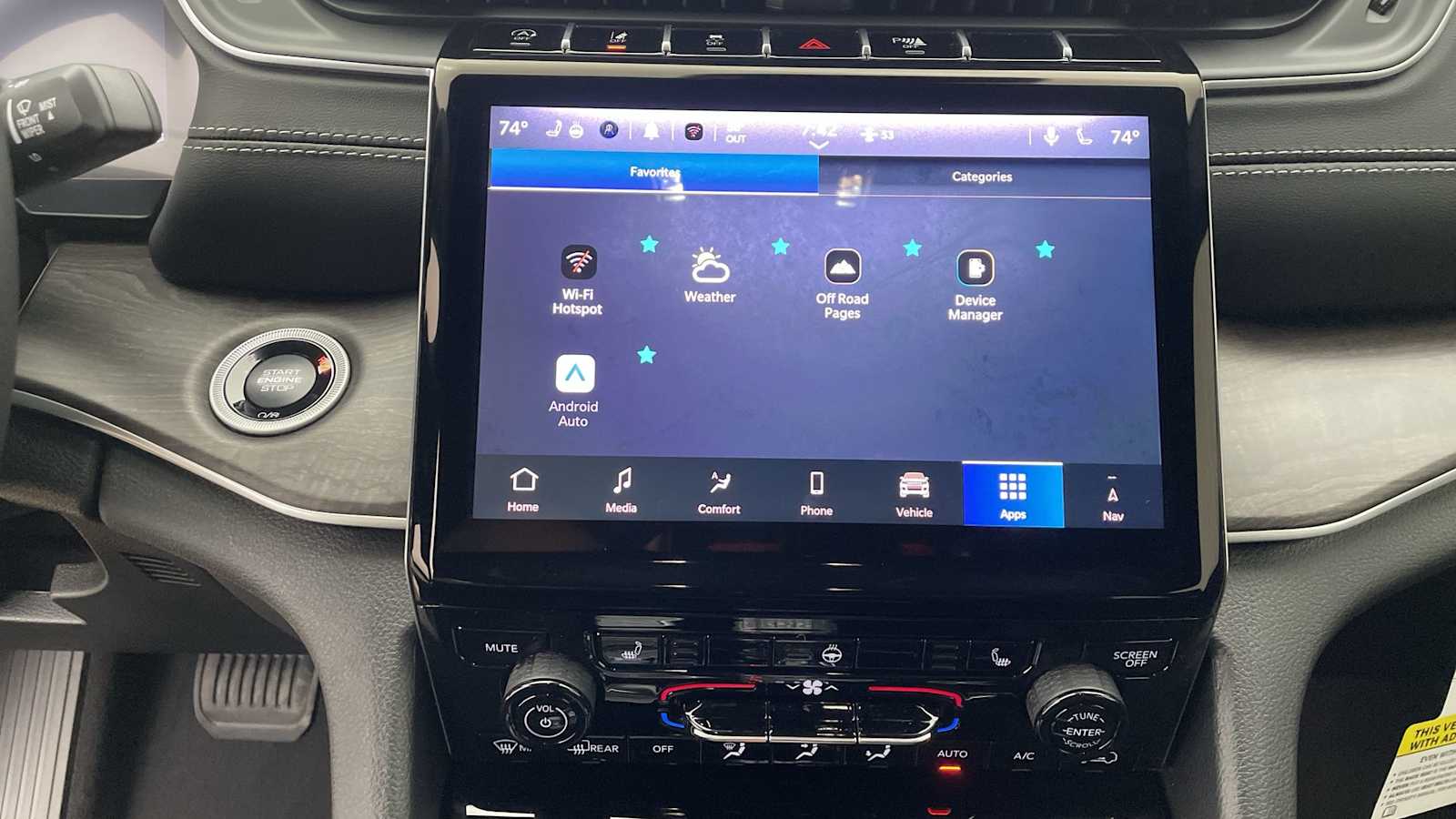 Thumbnail: 2025 Jeep Grand Cherokee - 26