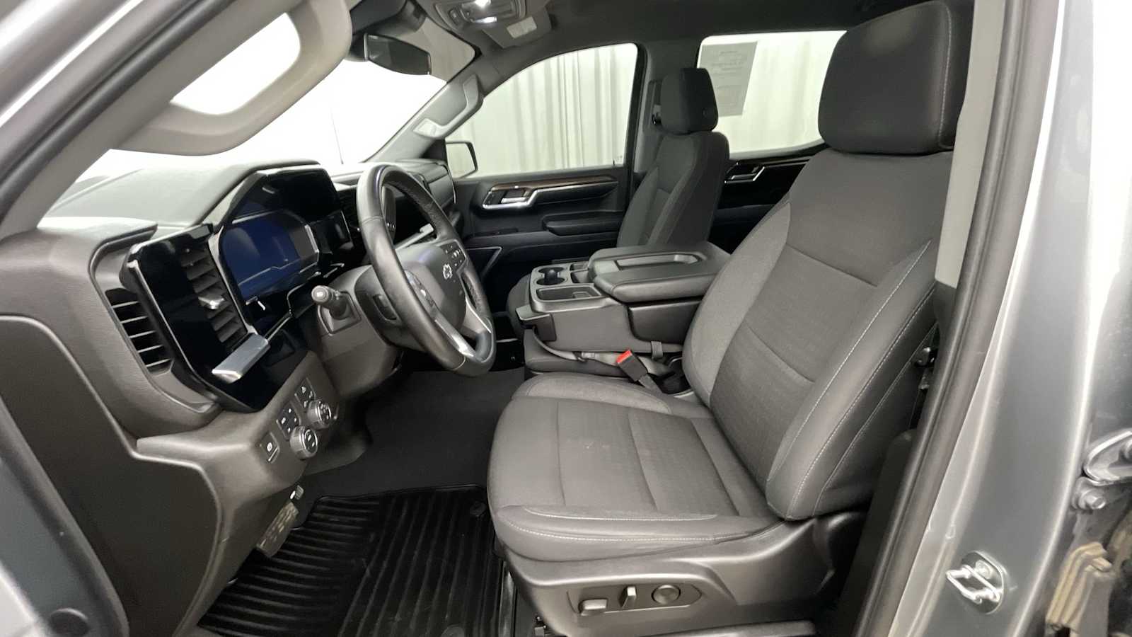 Thumbnail: 2024 Chevrolet Silverado 1500 - 6