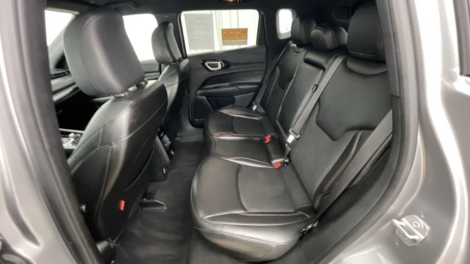 Thumbnail: 2023 Jeep Compass - 8