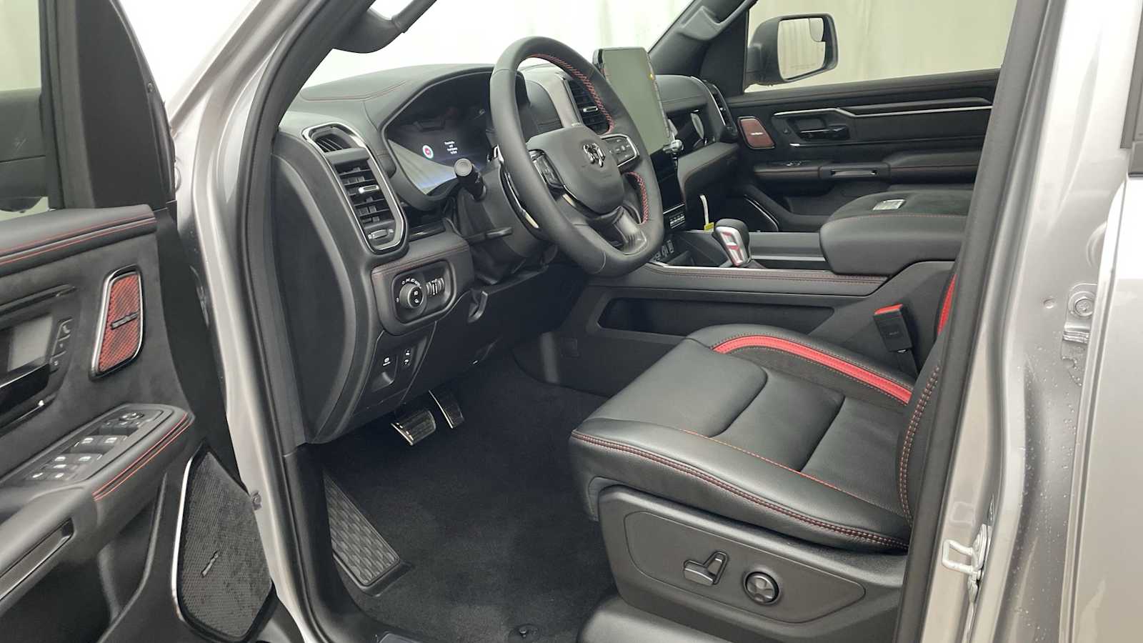 Thumbnail: 2026 RAM 1500 - 2