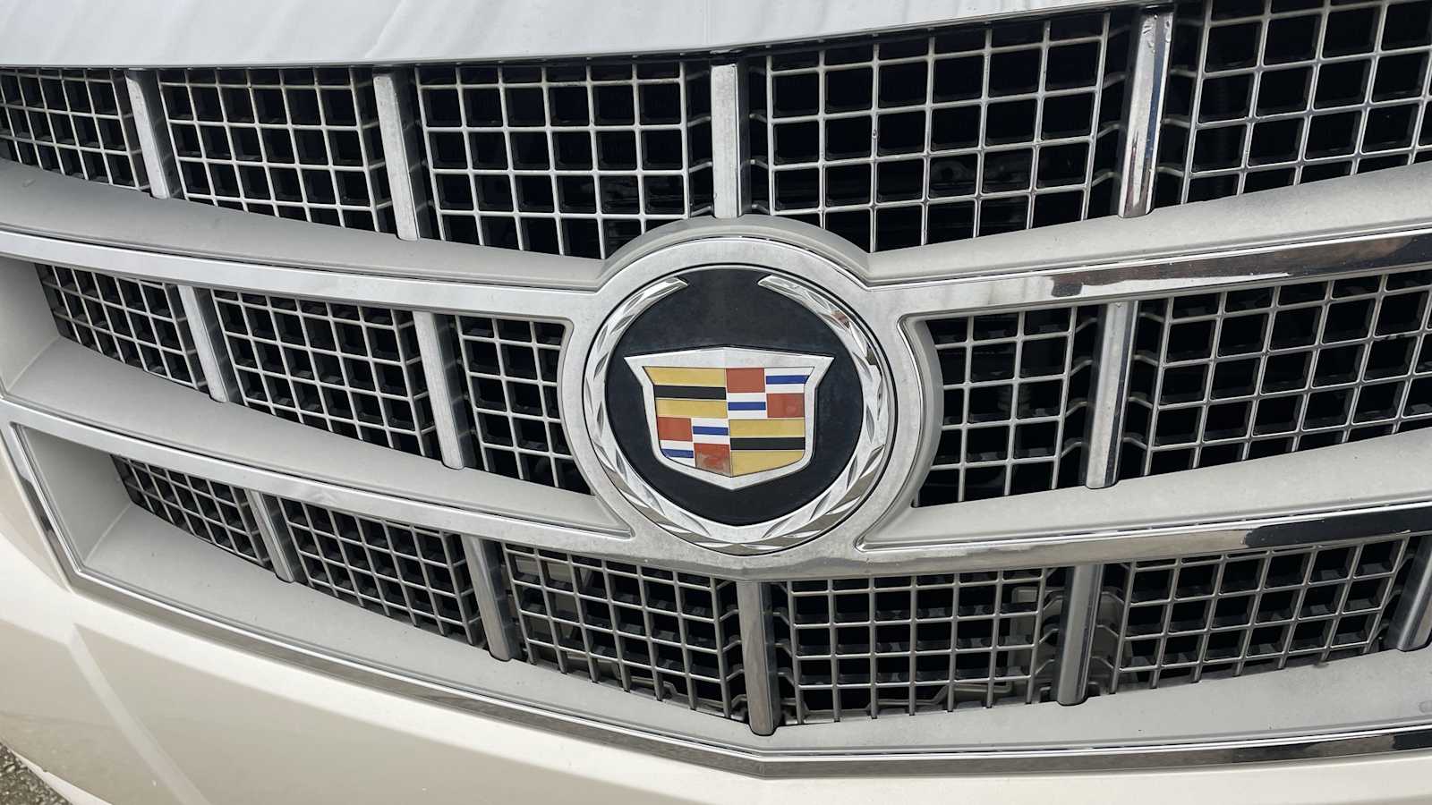 Thumbnail: 2013 Cadillac Escalade - 41