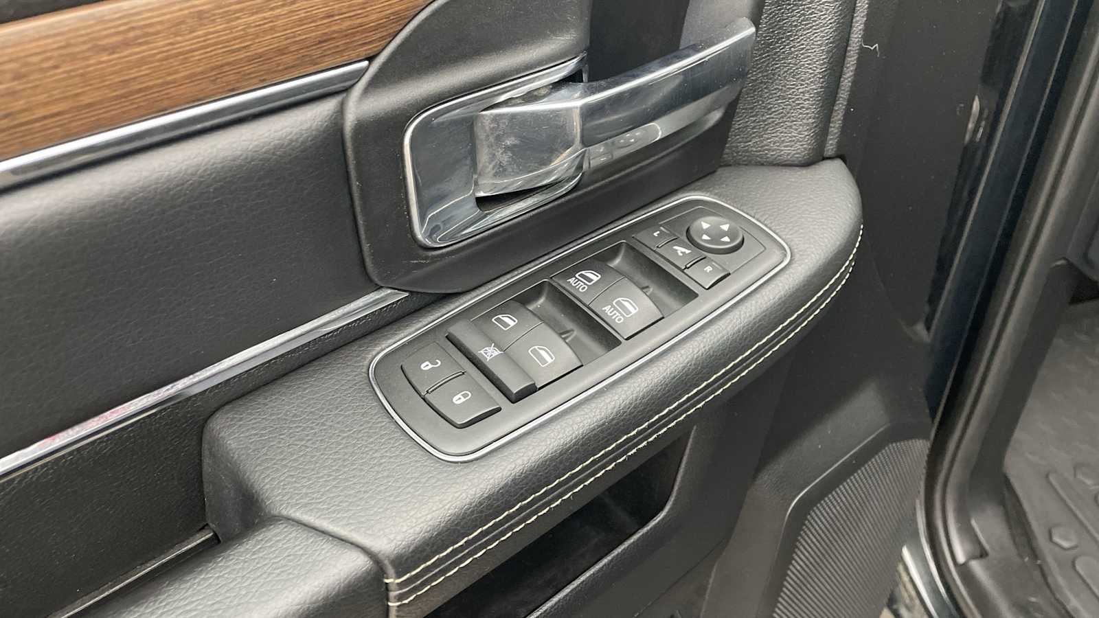 Thumbnail: 2015 RAM 1500 - 6