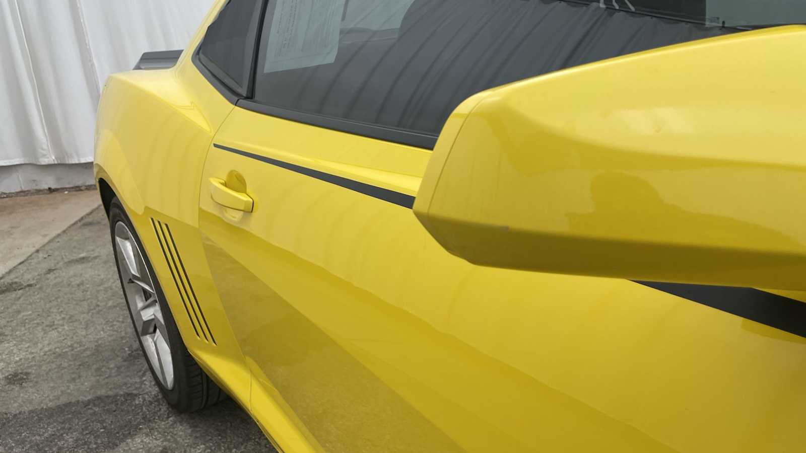 Thumbnail: 2011 Chevrolet Camaro - 42