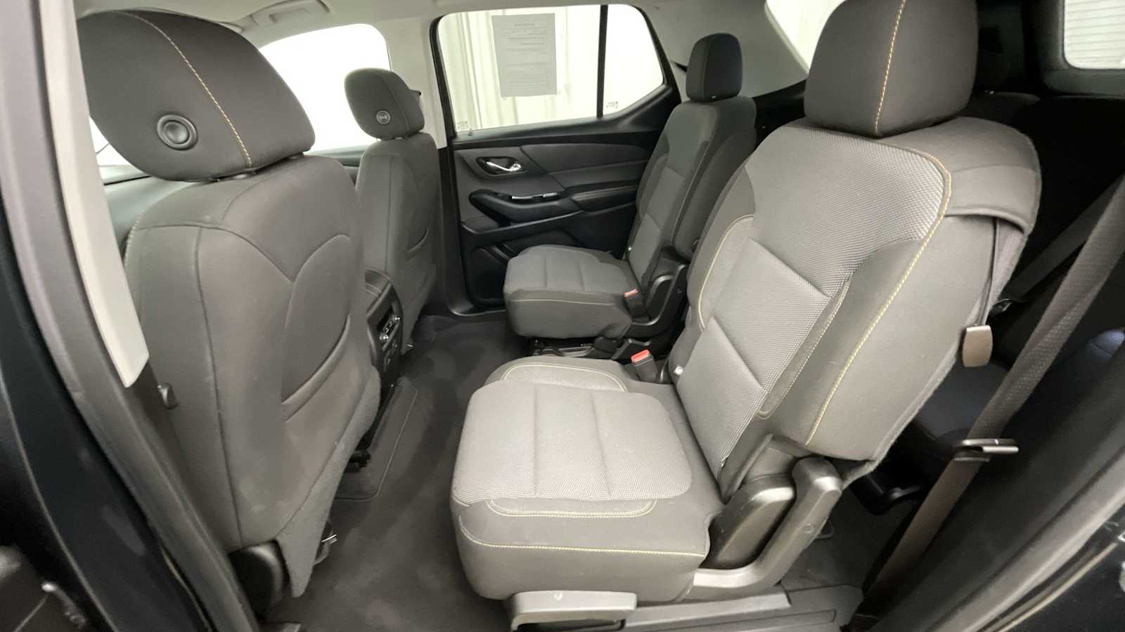 Thumbnail: 2020 Chevrolet Traverse - 8