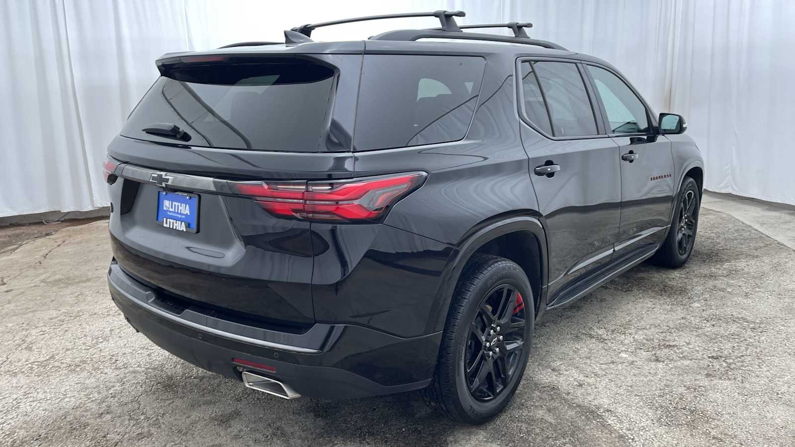 Thumbnail: 2023 Chevrolet Traverse - 37