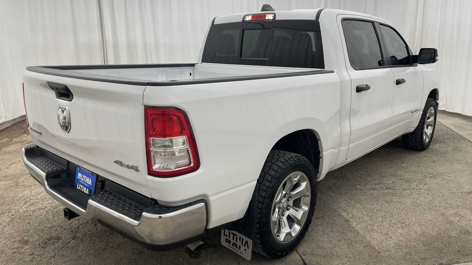 Thumbnail: 2023 RAM 1500 - 32