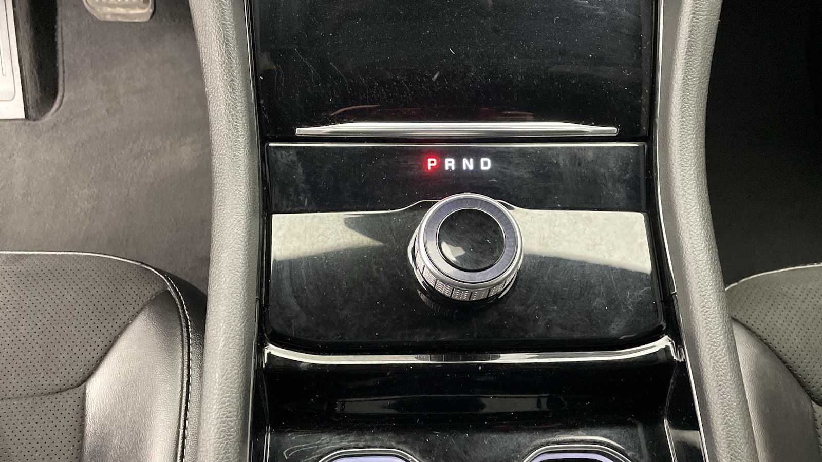 Thumbnail: 2023 Jeep Grand Cherokee - 20