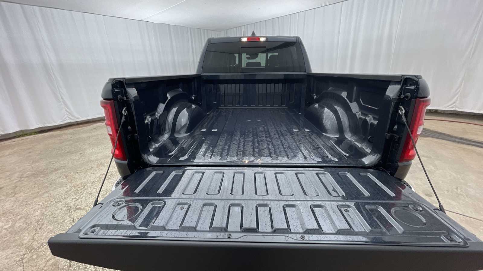 Thumbnail: 2026 RAM 1500 - 29