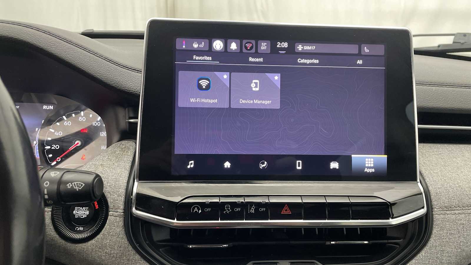 Thumbnail: 2022 Jeep Compass - 23