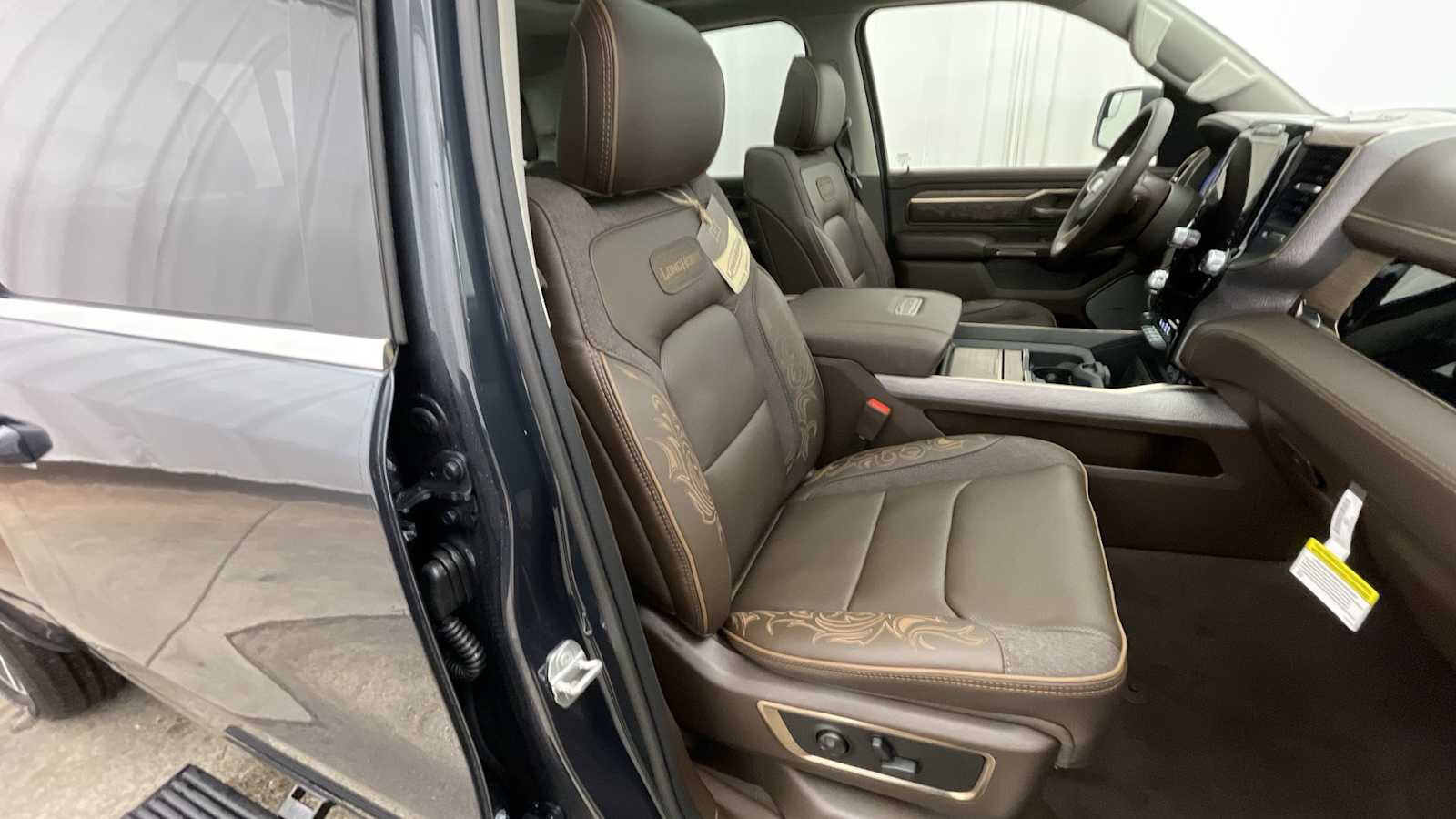 Thumbnail: 2026 RAM 1500 - 13