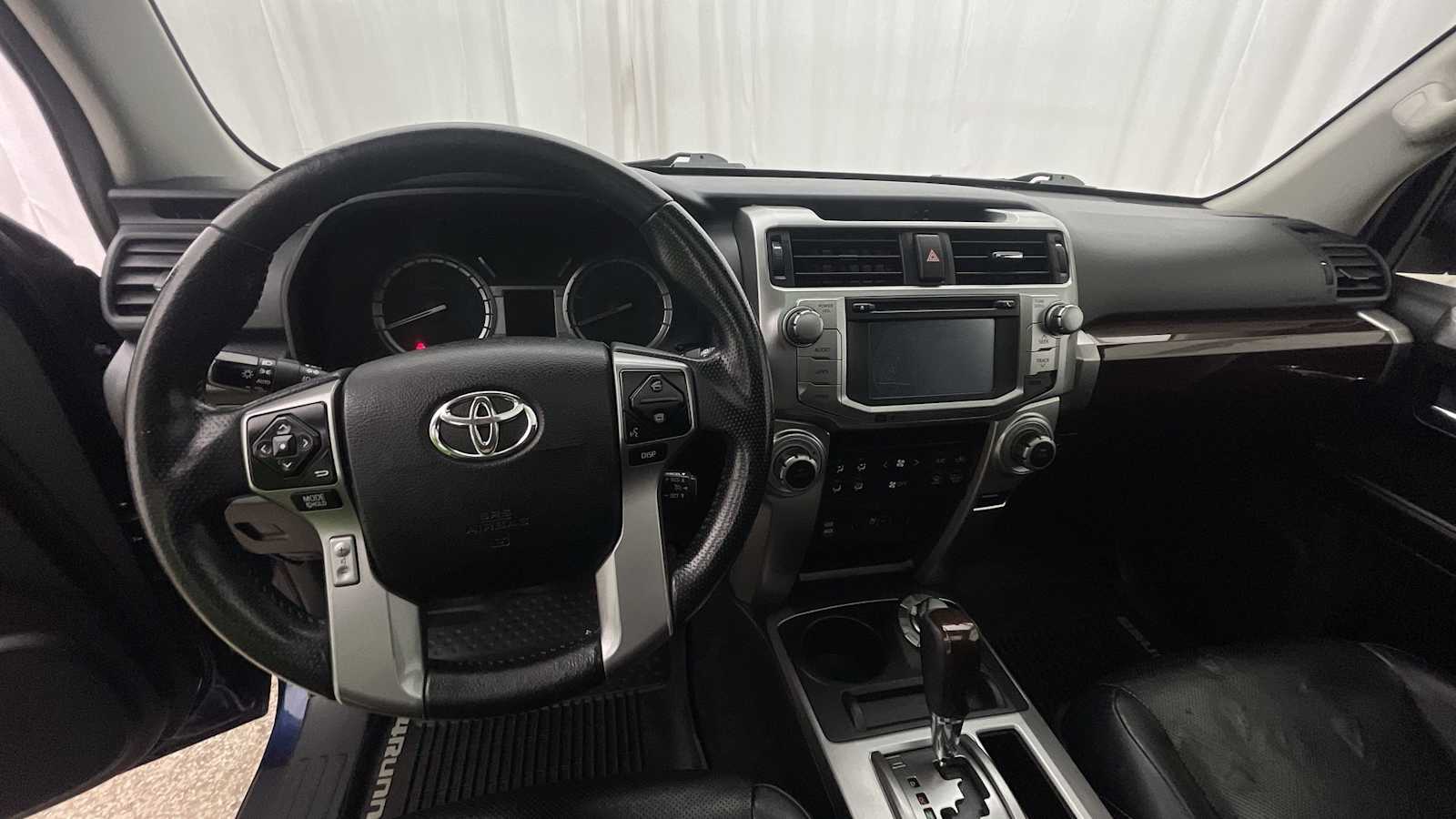 Thumbnail: 2018 Toyota 4Runner - 3