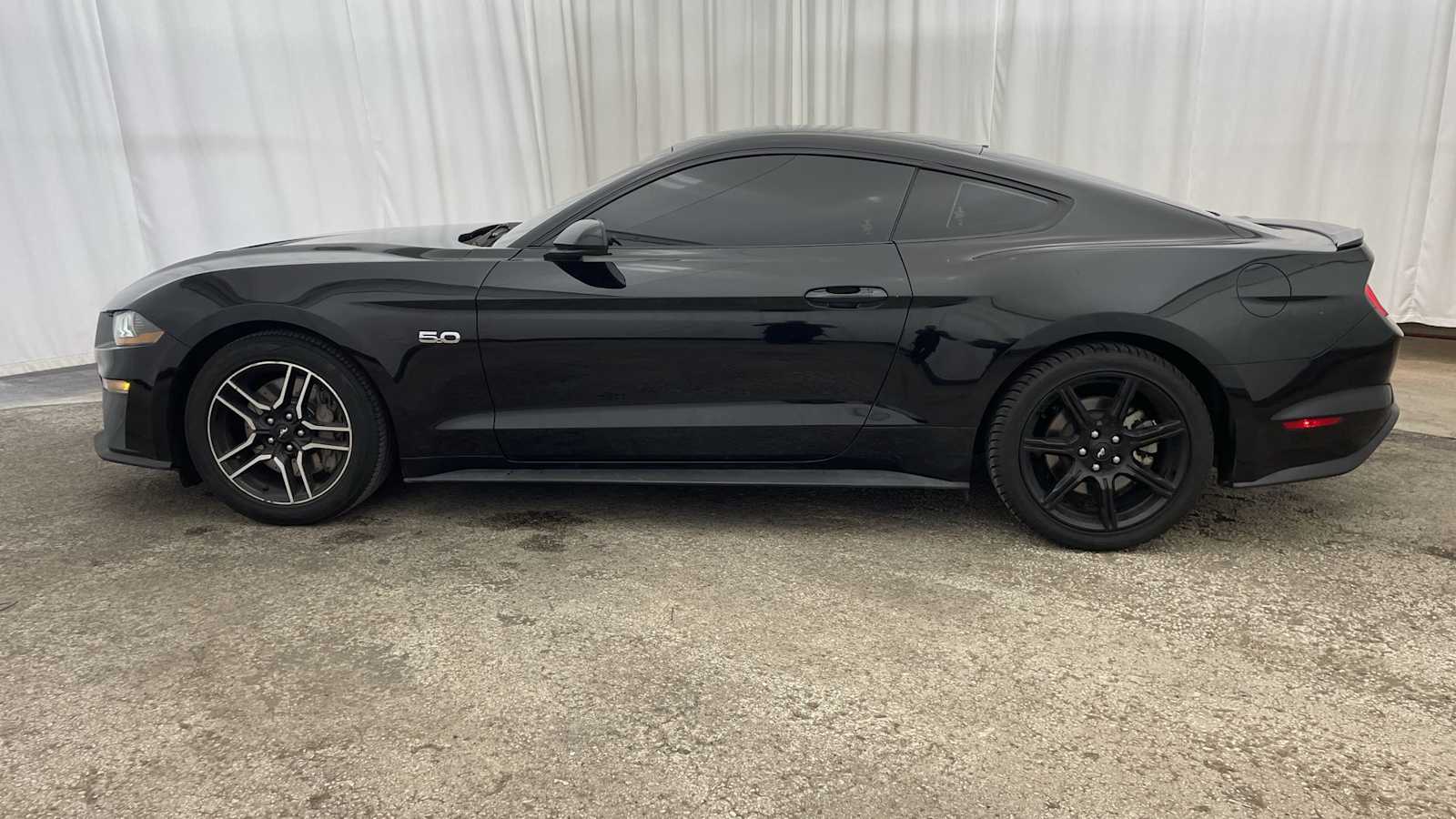 Thumbnail: 2018 Ford Mustang - 25