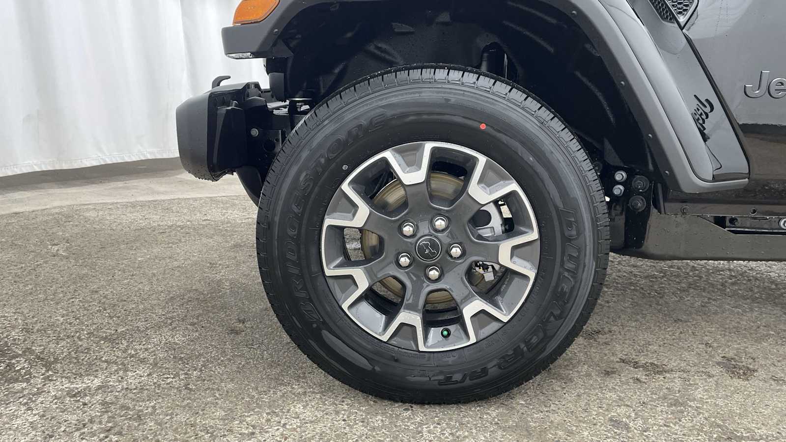 Thumbnail: 2026 Jeep Gladiator - 41