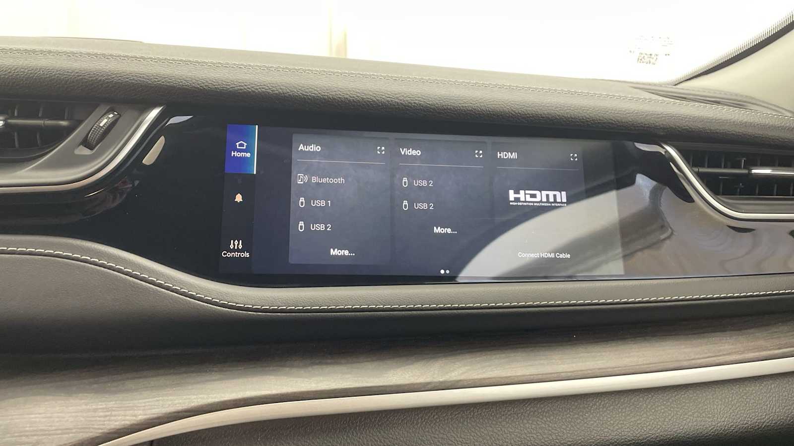 Thumbnail: 2023 Jeep Grand Cherokee - 27