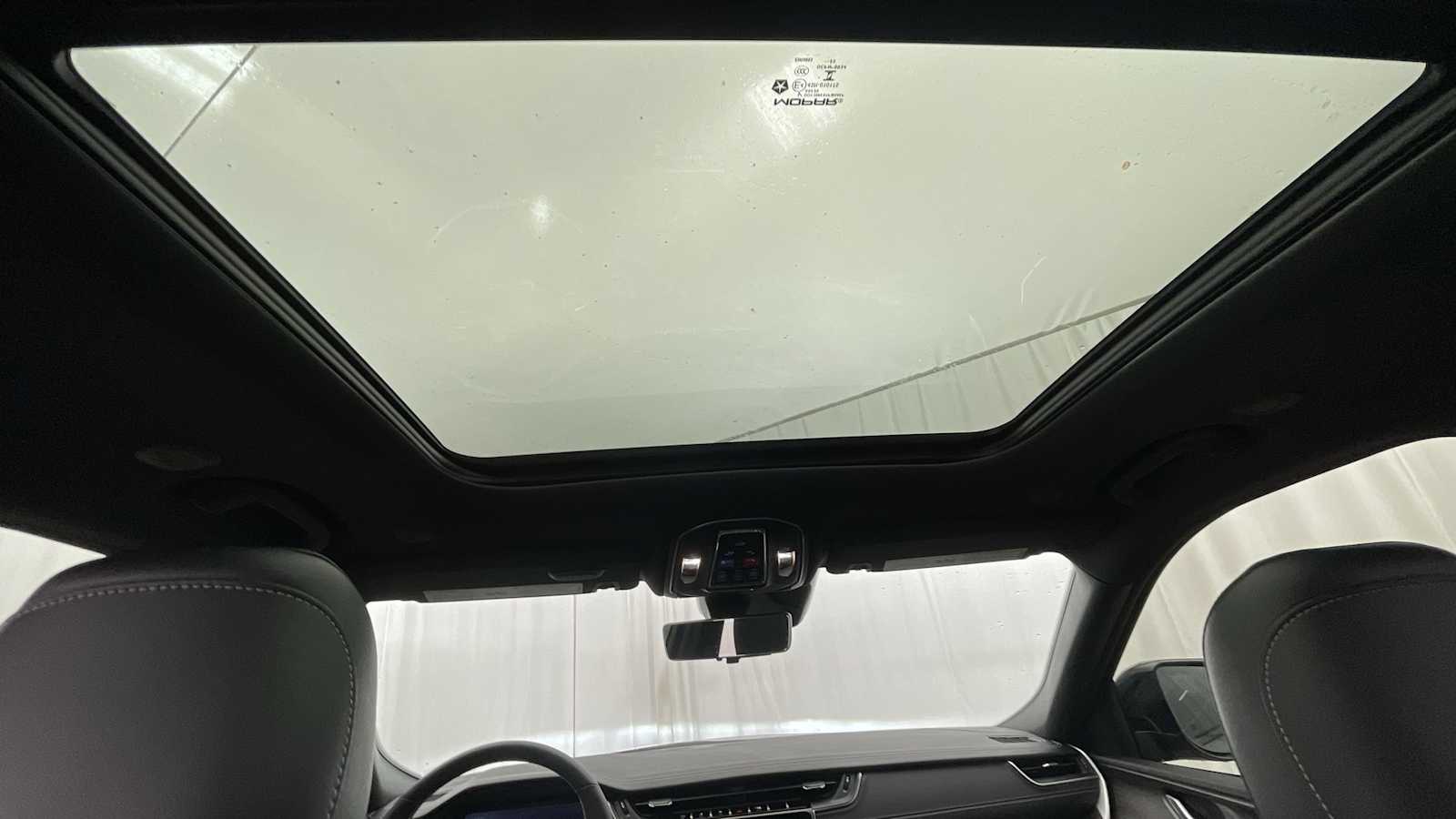 Thumbnail: 2025 Jeep Grand Cherokee - 9