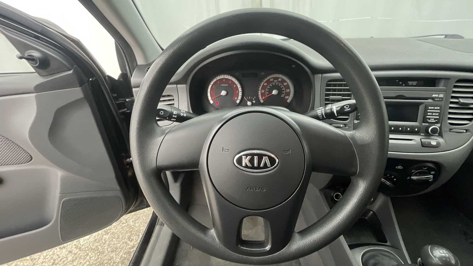 Thumbnail: 2011 Kia Rio - 10