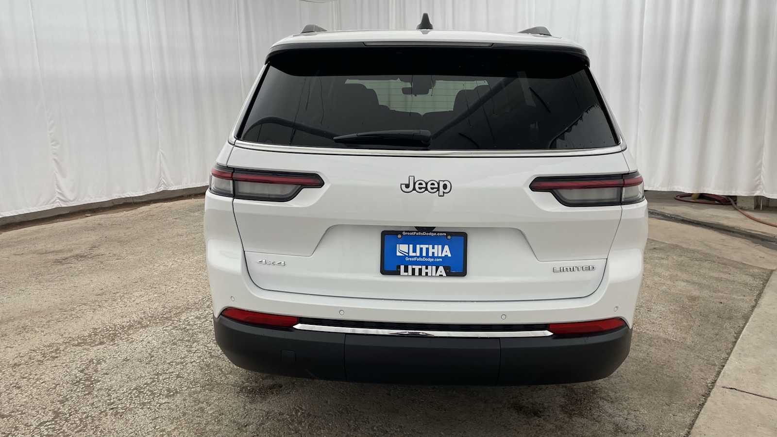 Thumbnail: 2025 Jeep Grand Cherokee - 36