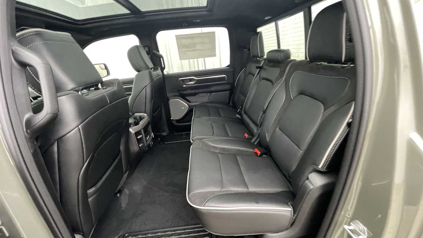 Thumbnail: 2026 RAM 1500 - 10