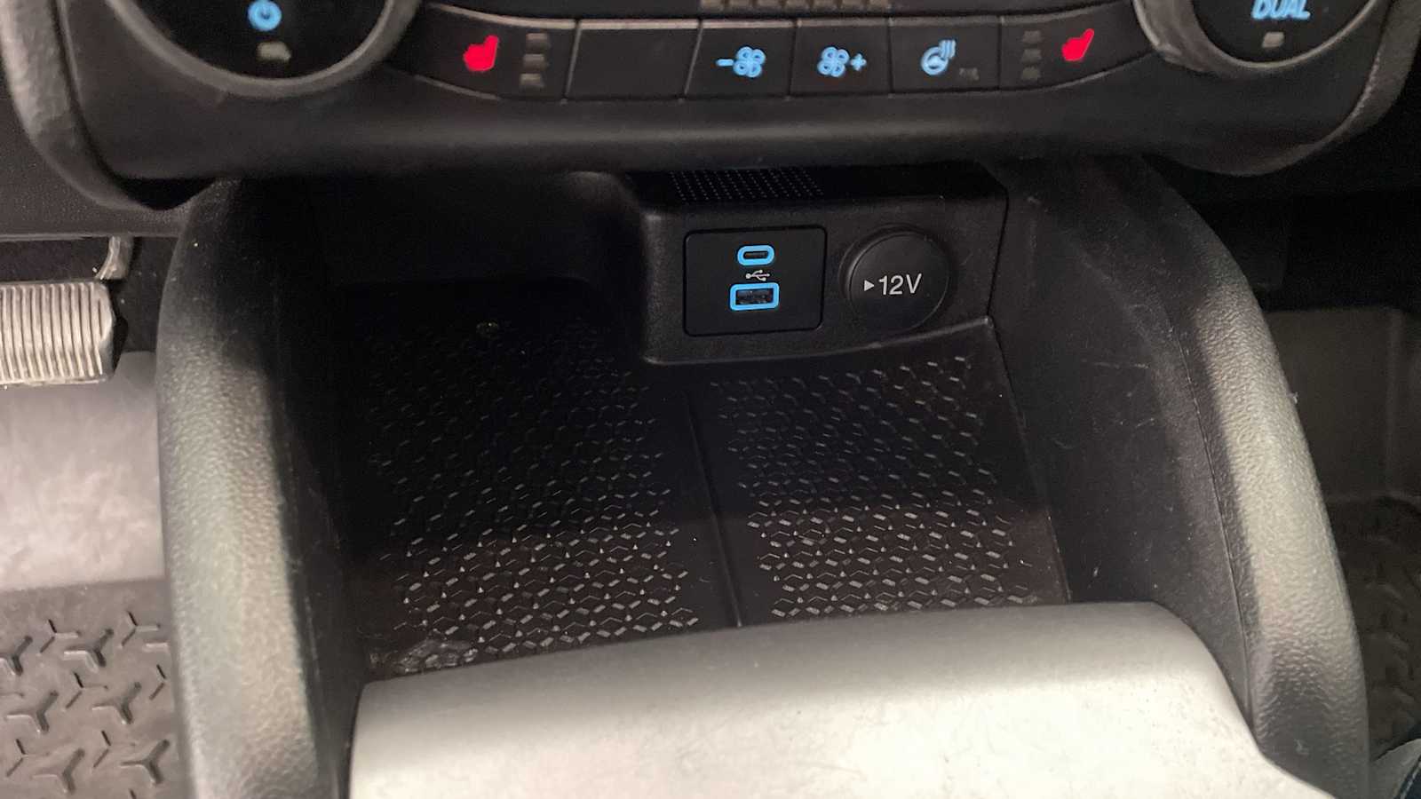 Thumbnail: 2021 Ford Bronco Sport - 19