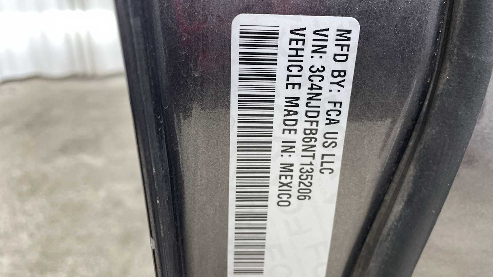 Thumbnail: 2022 Jeep Compass - 28