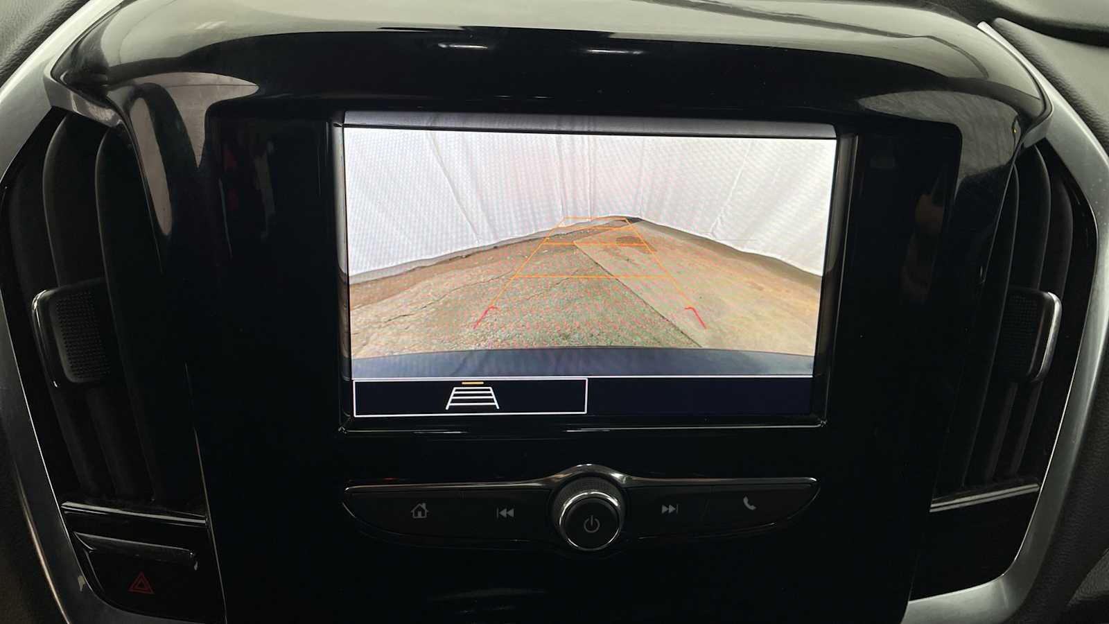 Thumbnail: 2020 Chevrolet Traverse - 4