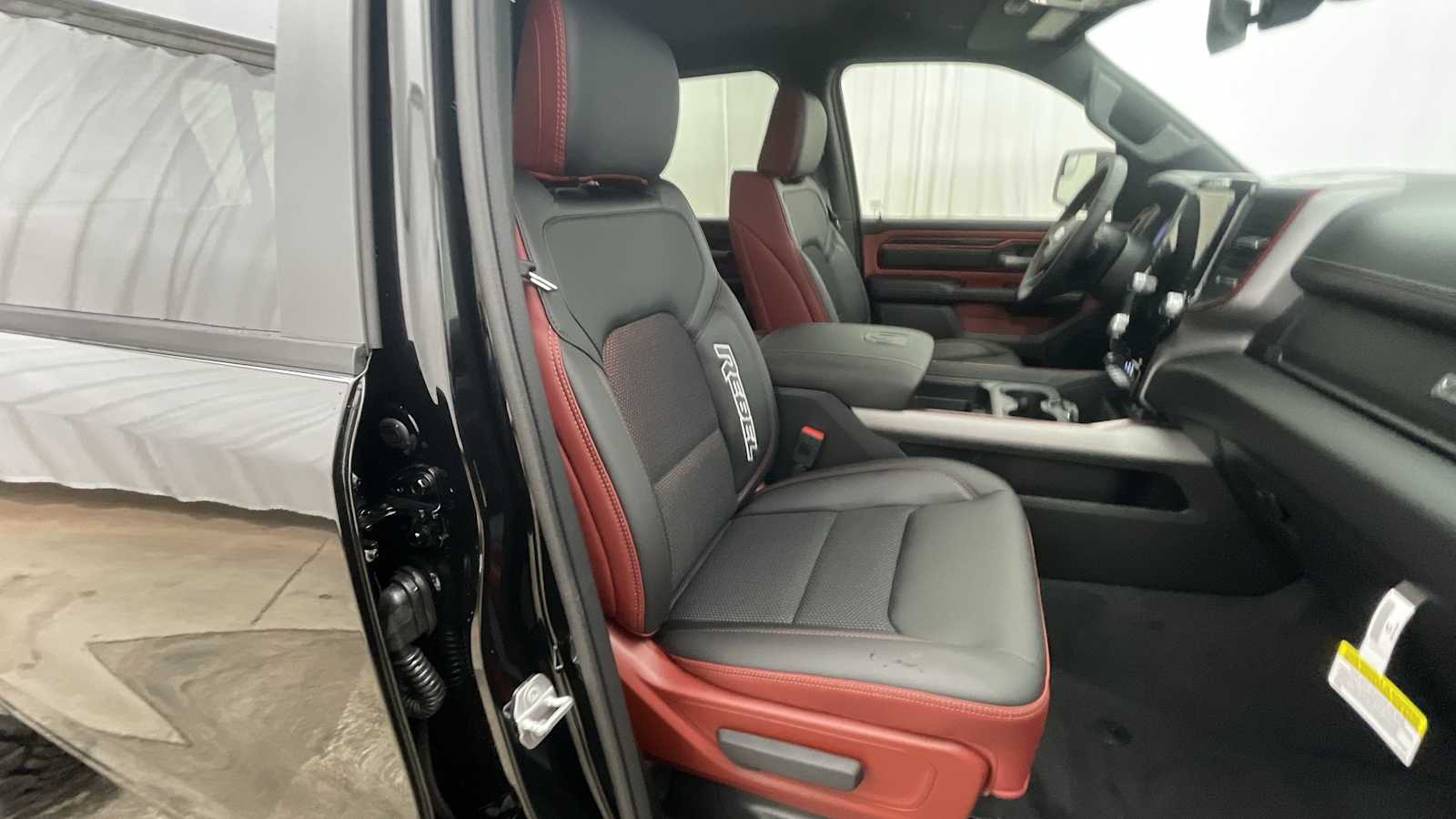 Thumbnail: 2026 RAM 1500 - 11