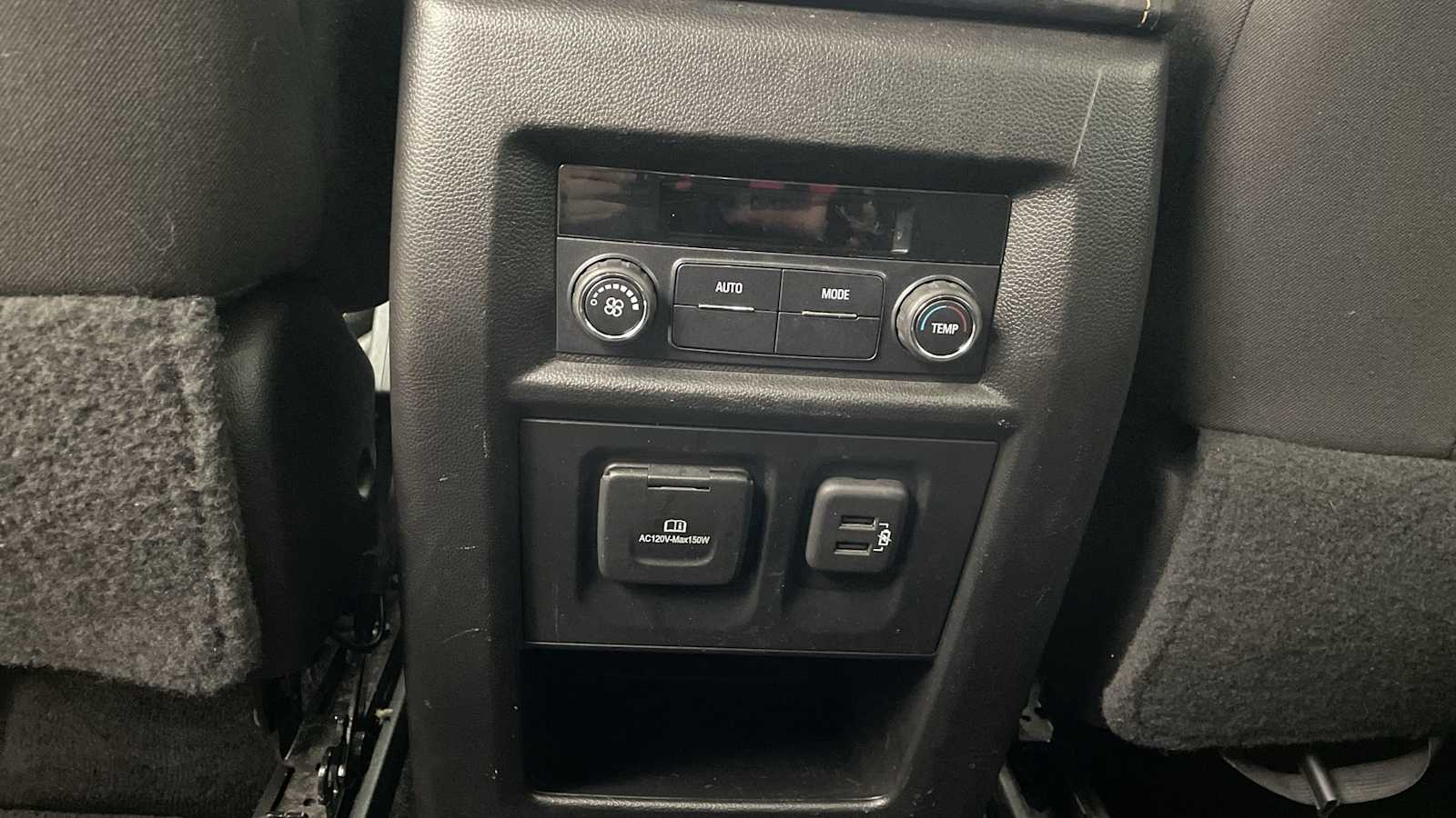 Thumbnail: 2020 Chevrolet Traverse - 25