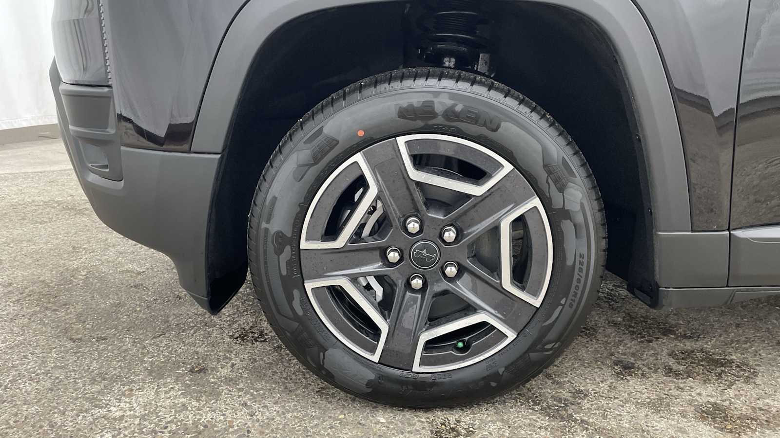 Thumbnail: 2026 Jeep Cherokee - 42