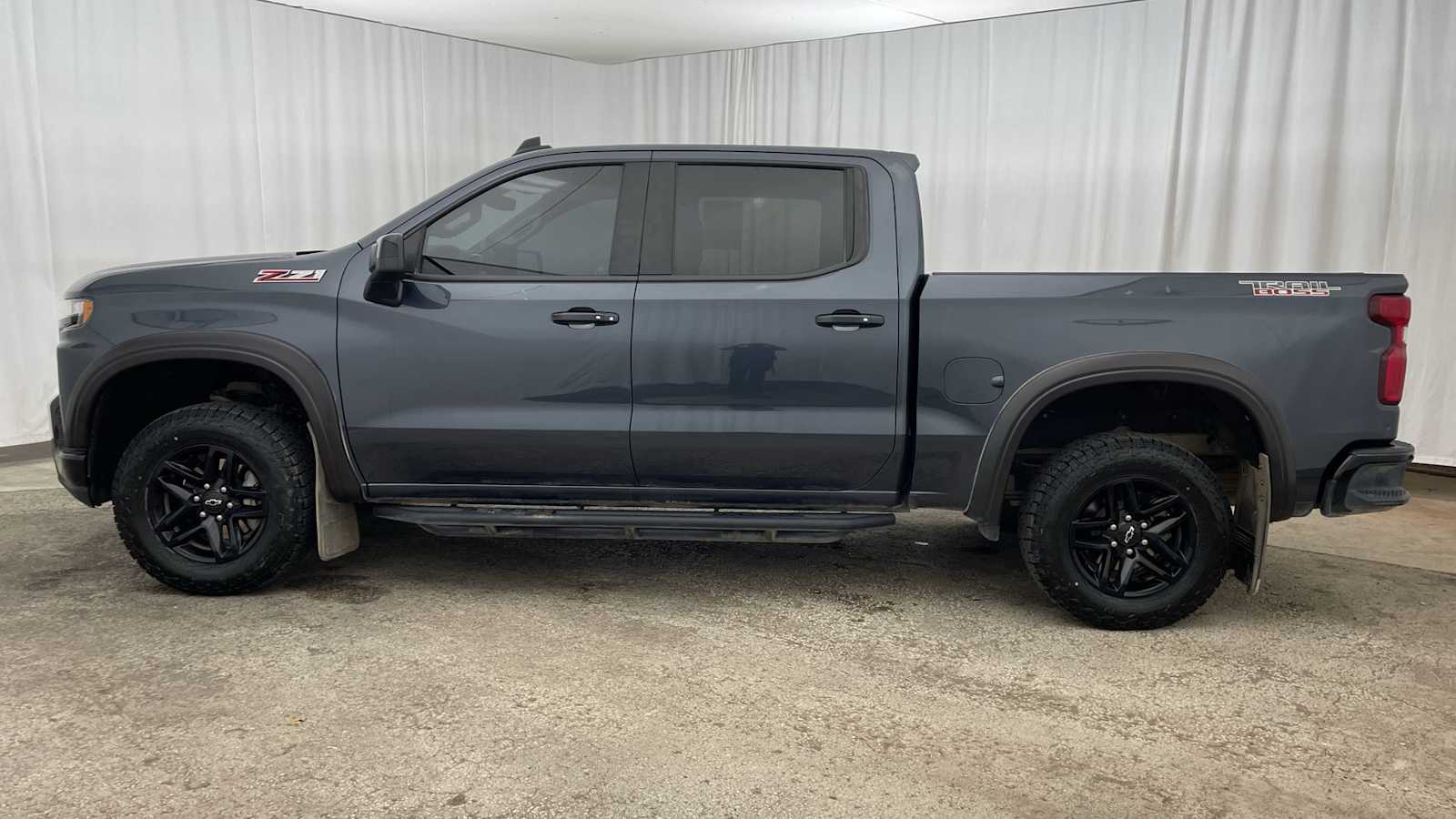 Thumbnail: 2019 Chevrolet Silverado 1500 - 31