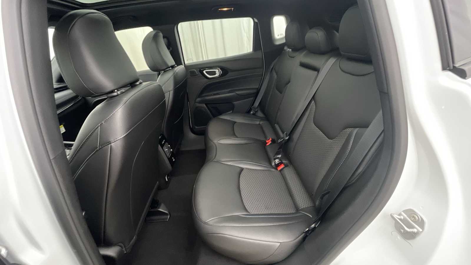 Thumbnail: 2026 Jeep Compass - 9