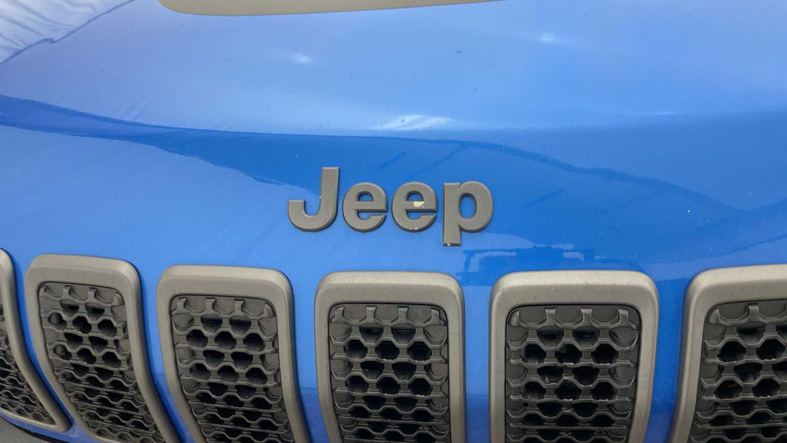 Thumbnail: 2019 Jeep Cherokee - 41