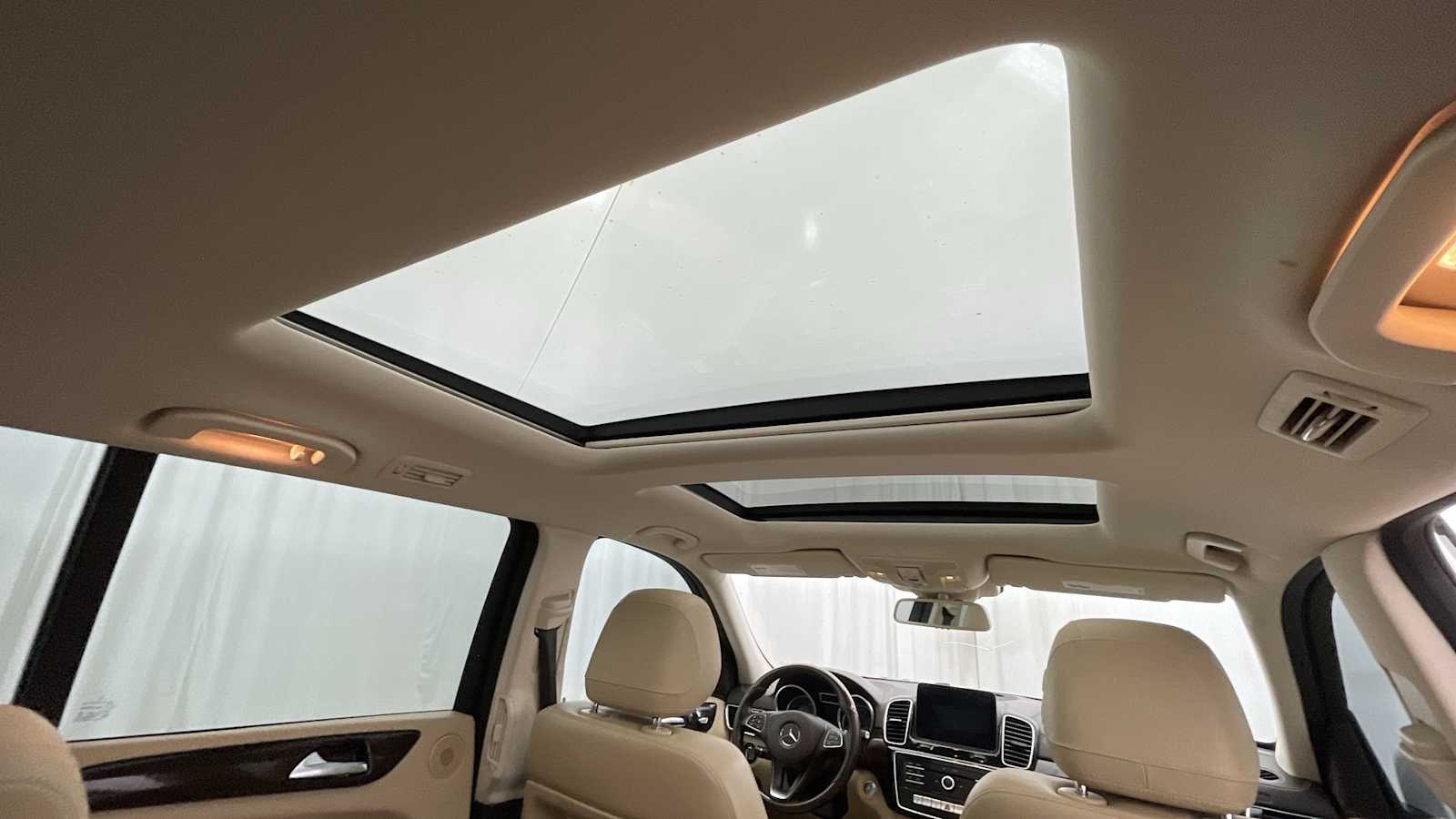 Thumbnail: 2017 Mercedes-Benz GLS - 13