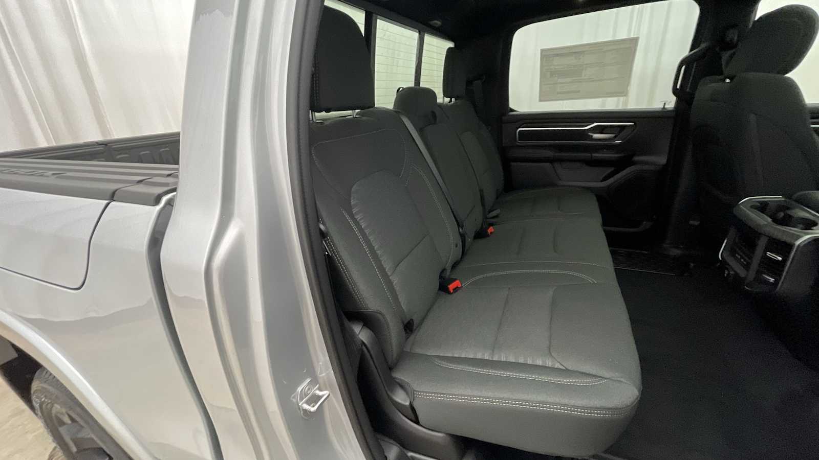 Thumbnail: 2026 RAM 1500 - 11