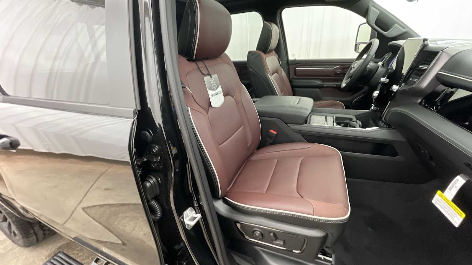 Thumbnail: 2026 RAM 1500 - 13