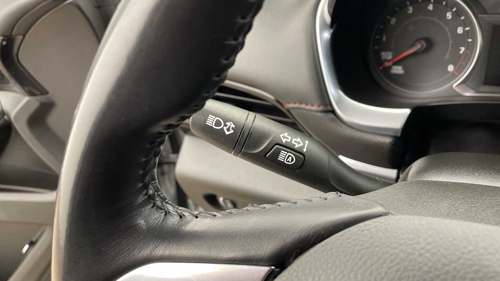 Thumbnail: 2022 Chevrolet Traverse - 16