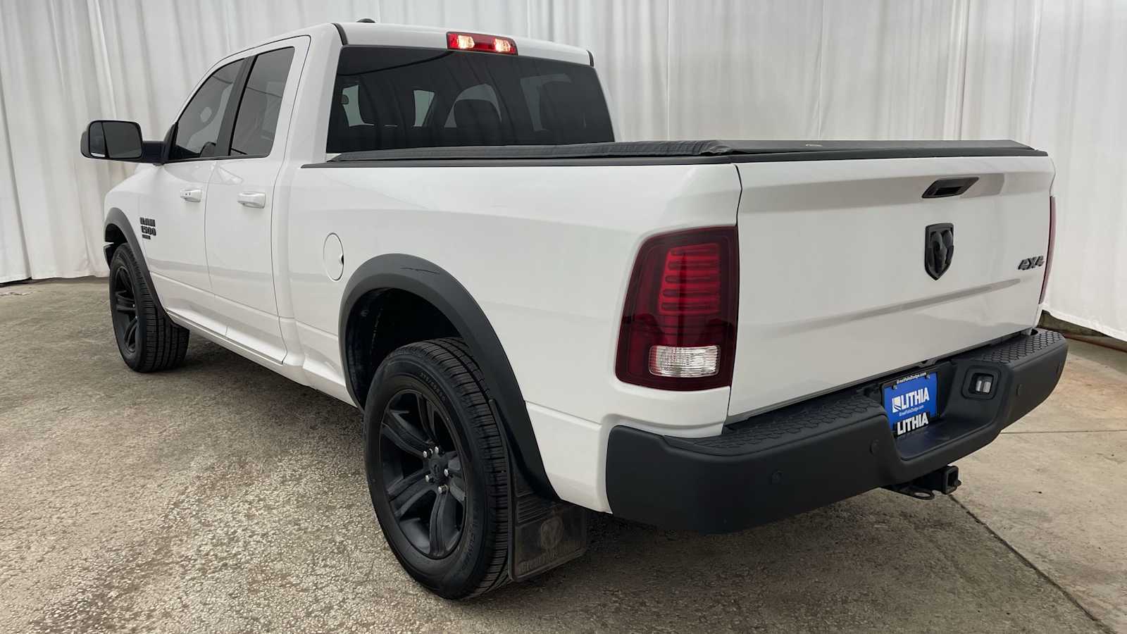 Thumbnail: 2022 RAM 1500 Classic - 28