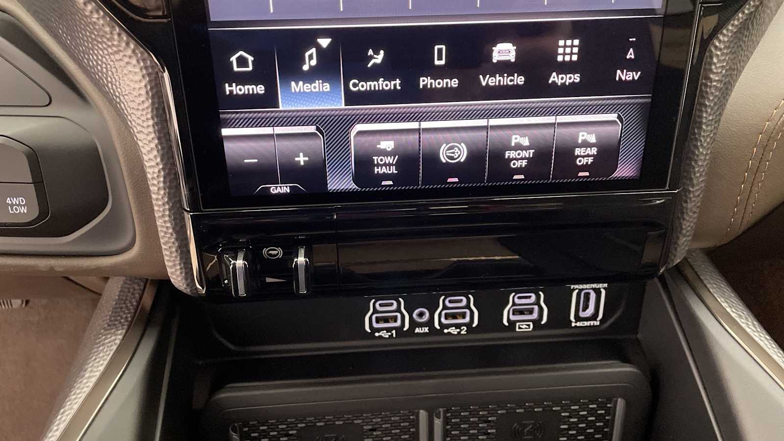 Thumbnail: 2026 RAM 3500 - 24