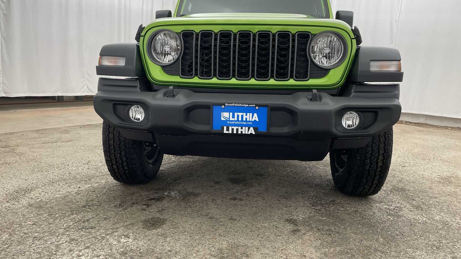 Thumbnail: 2026 Jeep Wrangler - 40