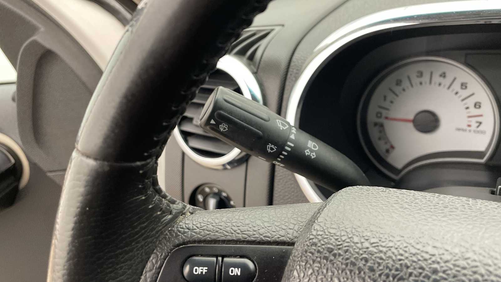 Thumbnail: 2008 Ford Explorer Sport Trac - 13