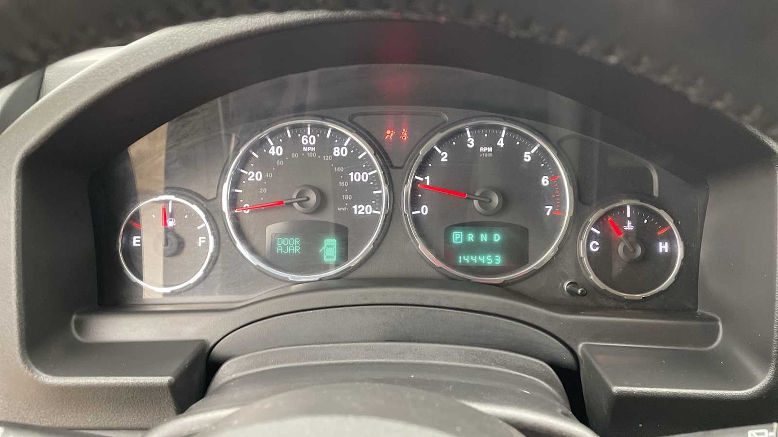 Thumbnail: 2012 Jeep Liberty - 21