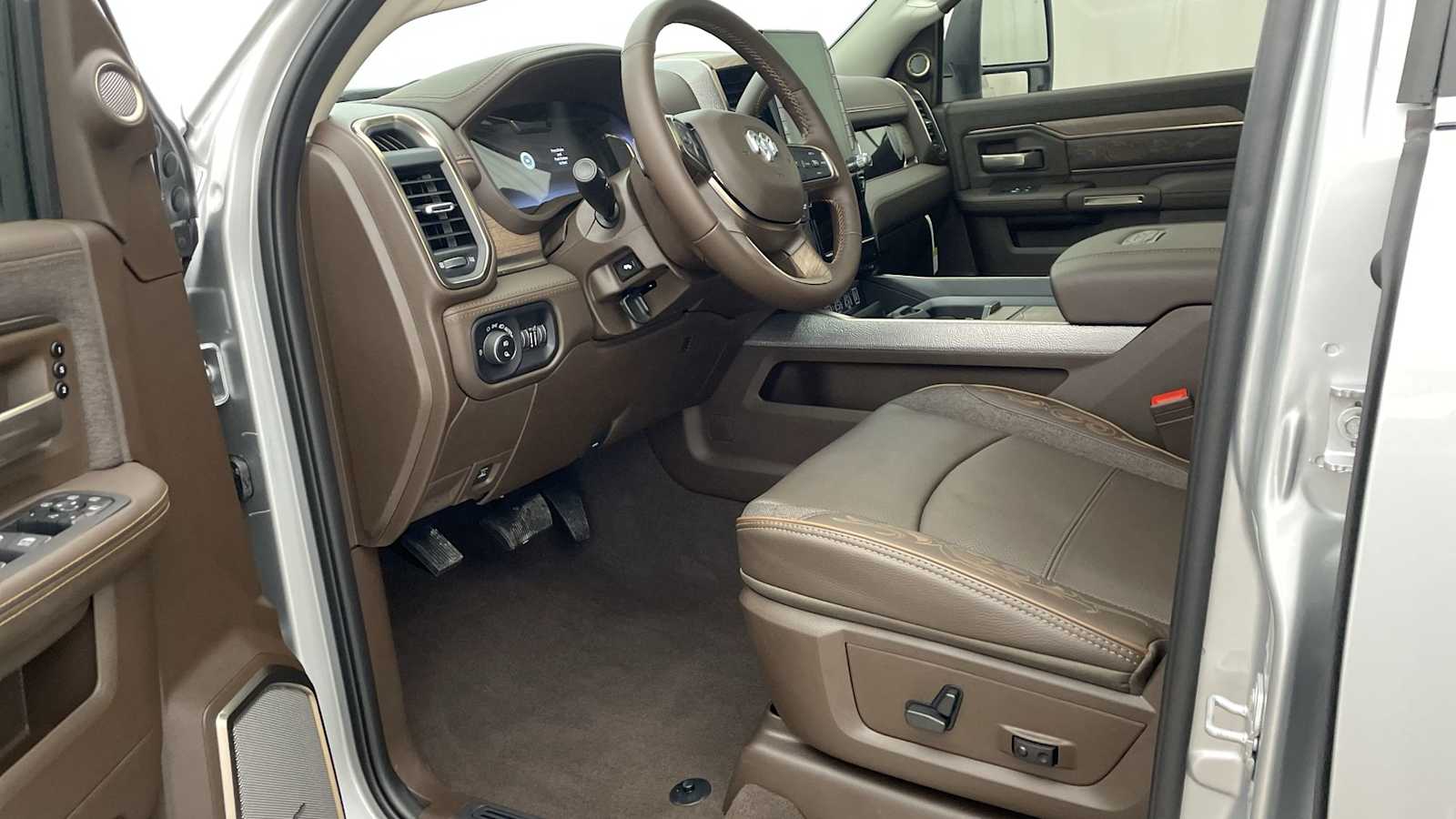 Thumbnail: 2026 RAM 3500 - 2