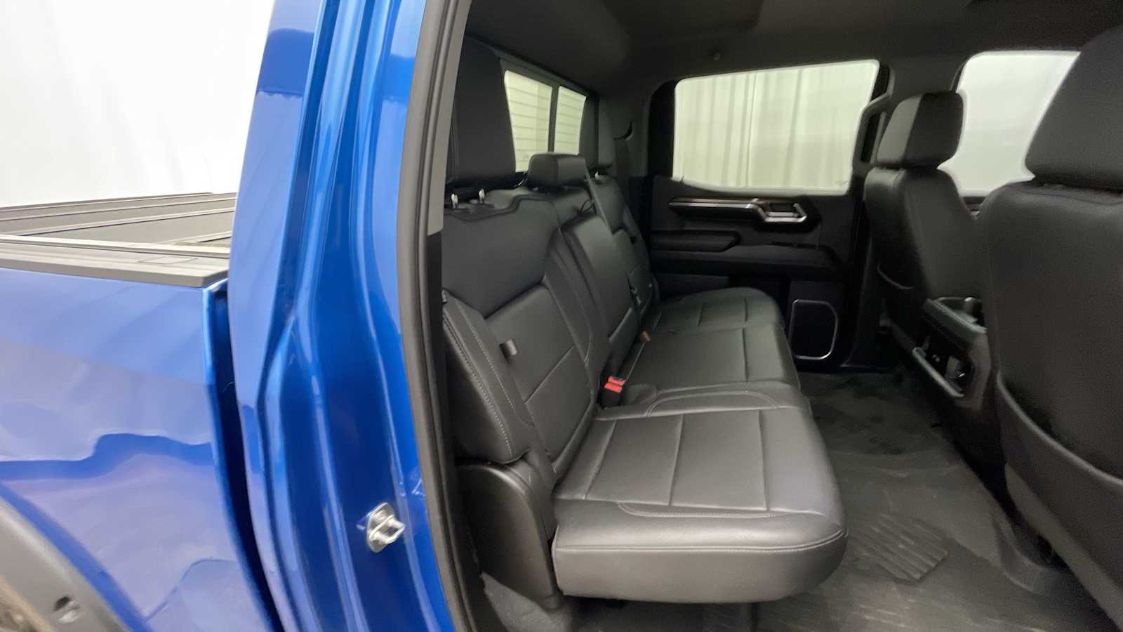 Thumbnail: 2023 Chevrolet Silverado 1500 - 10