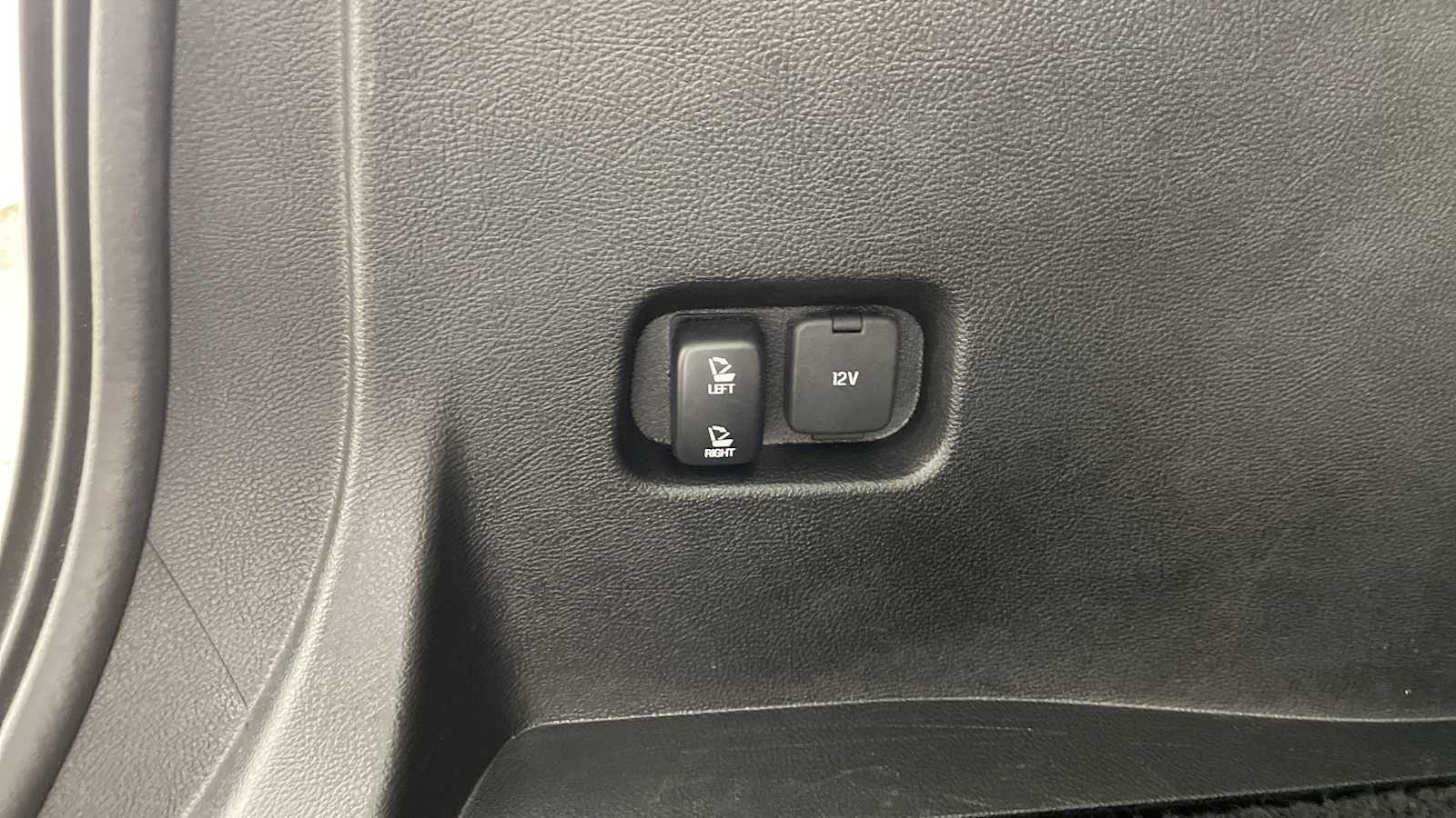 Thumbnail: 2024 Ford Edge - 26