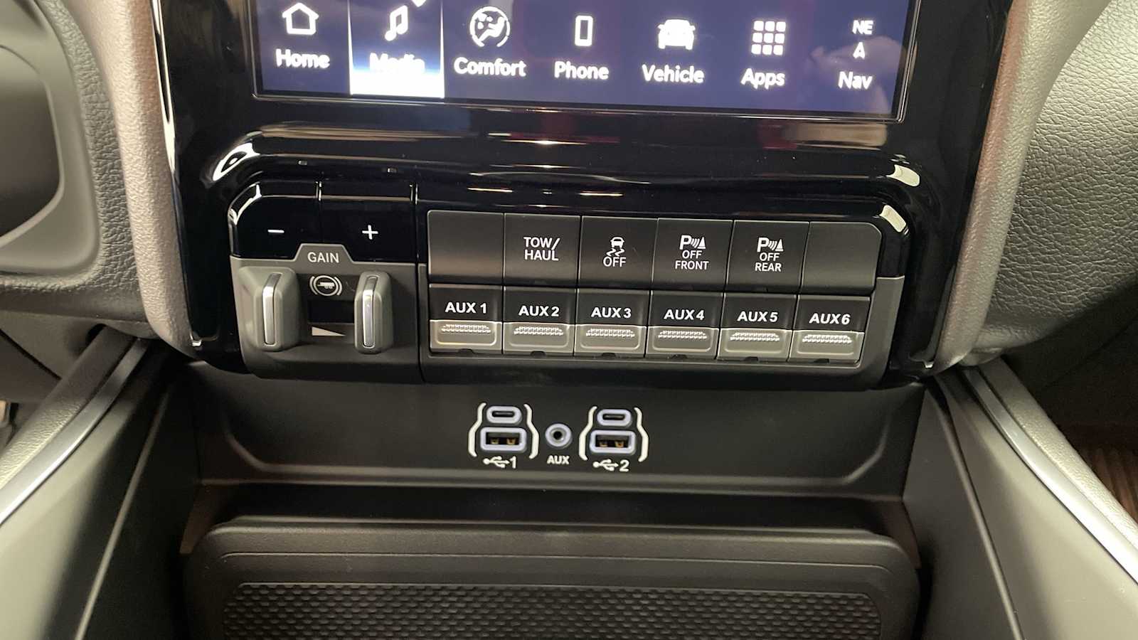 Thumbnail: 2026 RAM 3500 - 23